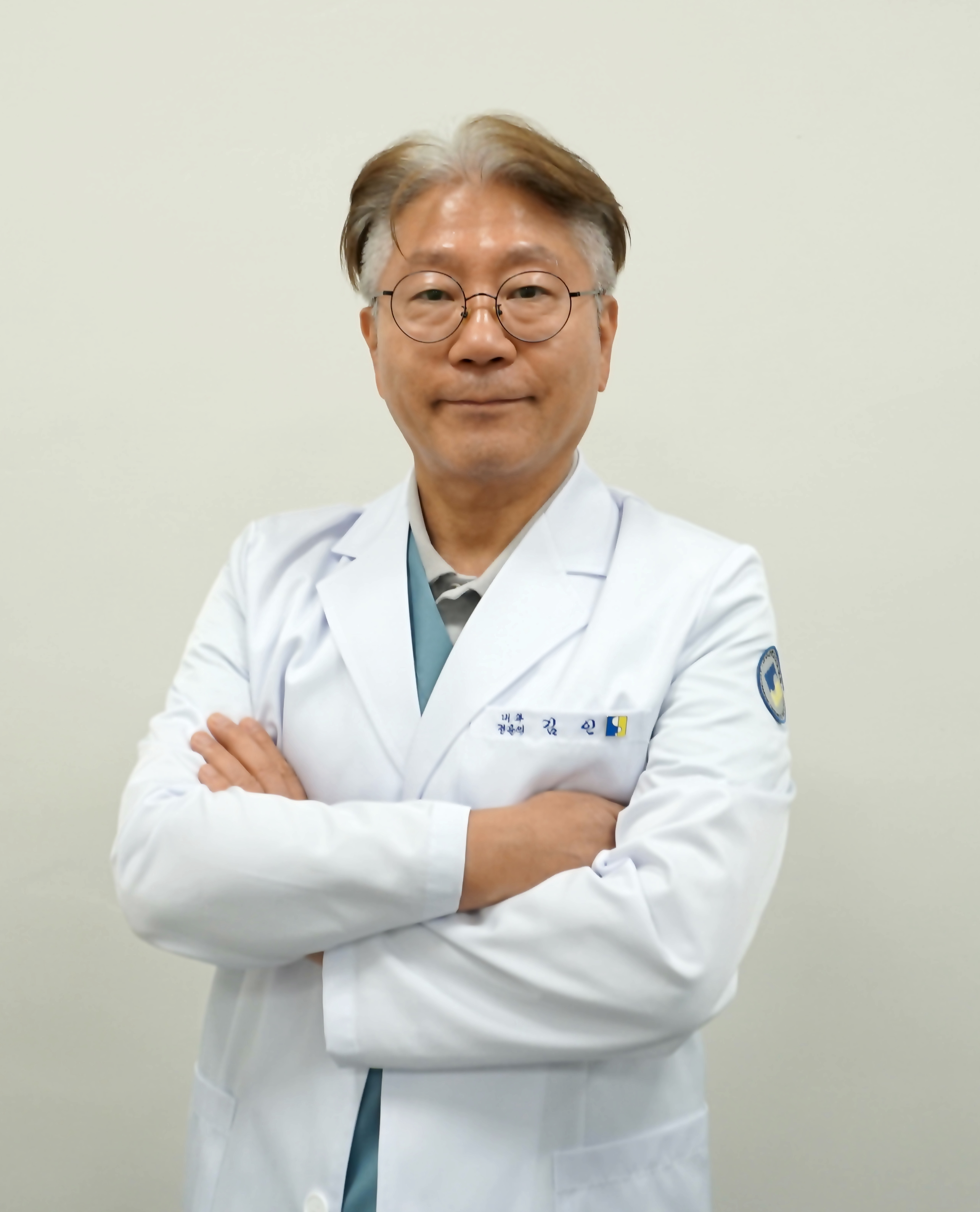 김인